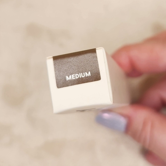 Refy Brow Pomade Medium Brown - Picture 3 of 8